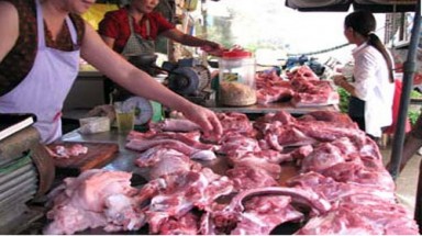 Thịt cá ướp phân đạm "phục vụ" Tết