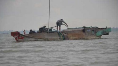  Tan nát hai bờ sông Tiền, sông Hậu