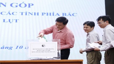 Bộ Tài nguyên và Môi trường quyên góp ủng hộ đồng bào bị thiệt hại do mưa lũ tại các tỉnh phía Bắc và Bắc Trung Bộ