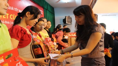 “Vui tết cùng Coca-Cola” Tết Nhâm Thìn 2012