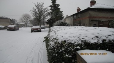 Anh sẵn sàng huy động quân đội đối phó bão tuyết