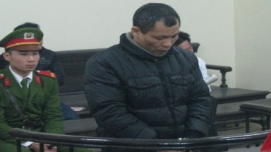  Hà Nội: Bị cáo nổi hứng… cất tiếng hát ngay tại tòa