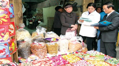 Báo động an toàn, vệ sinh thực phẩm trong dịp tết