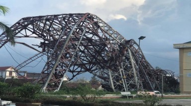  Khảo sát tình hình ô nhiễm môi trường sau cơn bão số 10 tại các tỉnh Nghệ An, Hà Tĩnh, Quảng Bình và Quảng Trị