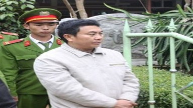  Quảng Trị: Bắt trưởng phòng NN-PTNT bán rừng rẻ hơn củi