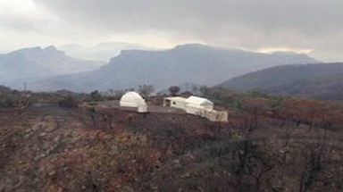 Đài thiên văn của Australia bị hư hại do cháy rừng