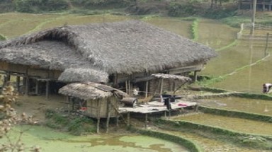 Người nghèo nông thôn và ven đô dễ bị tổn thương bởi biến đổi khí hậu