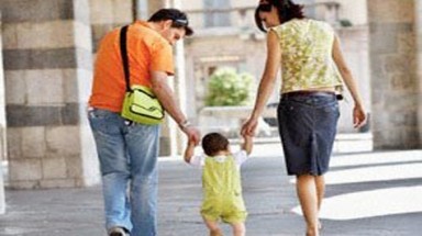 Cách tìm trẻ lạc trong đám đông