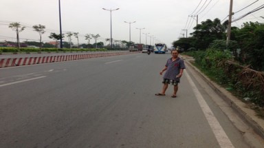 TPHCM: CSGT bị cướp xe lúc rạng sáng