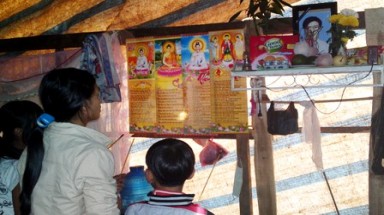 Con chỉ ước mẹ trả được hết nợ