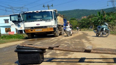  Đà Nẵng: Công an thừa nhận tát dân chặn “xe bẩn”