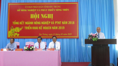 Cán bộ hiểu công nghệ 4.0 thì phát biểu, không thì đừng lạm dụng