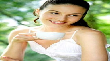 Nước trà đặc "thắng" nước súc miệng
