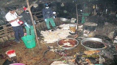  Cẩn trọng thịt bẩn mùa dịch cúm