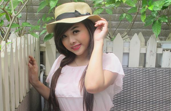 Người đẹp Ryna Hồ chia sẻ suy nghĩ về môi trường