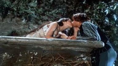 Những tình khúc đáng nghe trong ngày Valentine