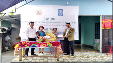 Khánh thành và bàn giao nhà an toàn chống chịu bão, lụt cho các hộ dân nghèo tỉnh Quảng Nam
