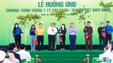 Thủ tướng dự lễ hưởng ứng chương trình trồng 1 tỷ cây xanh