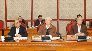 Đất nước chính thức bước vào "thời chiến"