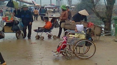  Ăn xin chùa Bái Đính: Thu nhập 4-5 triệu đồng/ngày