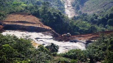   Bộ Tài nguyên-môi trường kiểm tra vụ vỡ đập thải tại Nghệ An