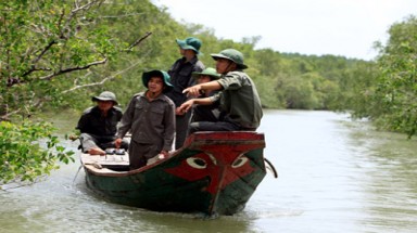  Những người giữ rừng