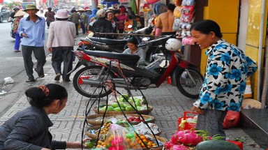 TP.HCM không có chủ trương đuổi người bán hàng rong