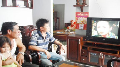 Xóm không điện giữa Sài Gòn