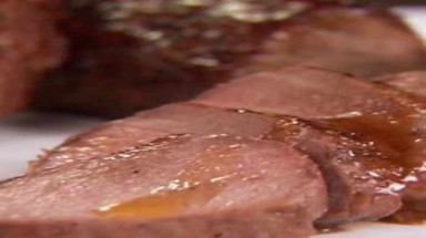  Làm gì khi ăn phải thịt siêu nạc có độc chất?