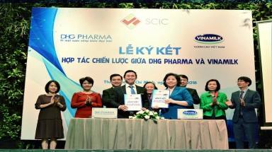 Vinamilk và Dược Hậu Giang hợp tác chiến lược về nghiên cứu & phát triển sản phẩm