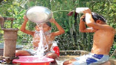  Phát động Tuần lễ Quốc gia nước sạch và vệ sinh môi trường 