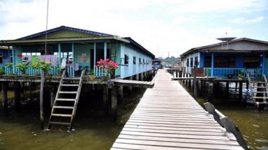 Làng nổi lớn nhất thế giới ở Brunei