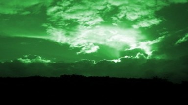 Dân Moscow hoảng sợ vì bầu trời biến sắc