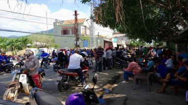 Vụ chống lại... trạm đo gió ở Phù Mỹ, Bình Định: Dân giữ bí thư, chủ tịch xã, gây sức ép đòi thả người