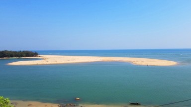 Cửa biển ở Thừa Thiên Huế có nguy cơ bị lấp kín