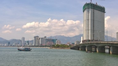 Ai đề xuất "lấn biển" Nha Trang trở lại?