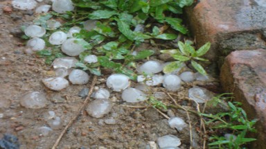 Mưa đá có thể tái diễn ở miền Bắc cùng với không khí lạnh