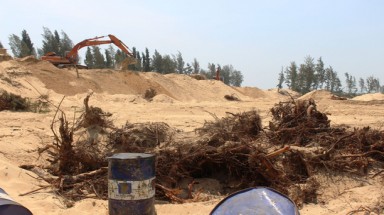 Phú Yên: Phá nát rừng phòng hộ làm sân golf