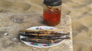 Độc đáo cá chuồn nướng bãi Rạng