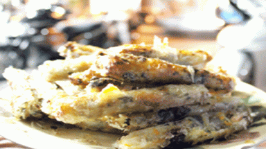 "Độc đáo" chả giò cá Bà Rịa