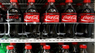 Tạm đóng cửa 1 nhà máy Coca Cola do phát hiện chất clo trong nước