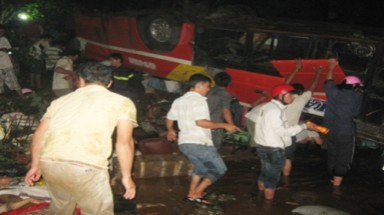  34 người thiệt mạng trong vụ xe khách rơi sông tại Đắk Lắk