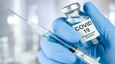 9 tỷ phú nổi lên nhờ Vắc xin COVID, với tổng tài sản lớn hơn chi phí tiêm vắc xin cho người dân của các quốc gia nghèo nhất