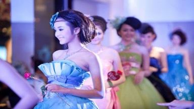  Áo cưới Milan: Chụp ảnh cưới bằng máy chụp tia hồng ngoại 