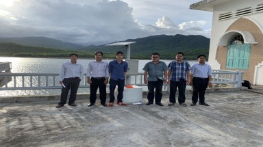 Ninh Thuận: Bàn giao hệ thống 15 trạm đo mực nước tự động