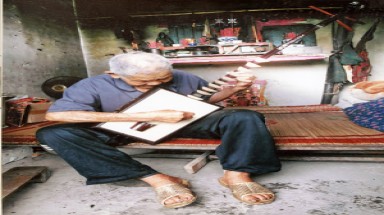 Nghệ nhân duy nhất đánh đàn đáy còn lại ở Quảng Ninh