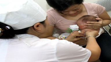 Chế độ dinh dưỡng cho trẻ sau tiêm chủng ngừa ?