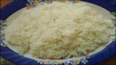 Gạo nấu cơm lâu thiu có đảm bảo dinh dưỡng?