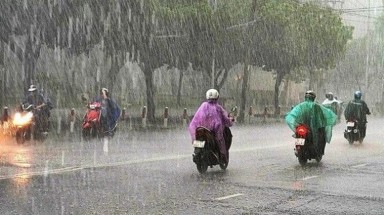 Xuất hiện áp thấp nhiệt đới trên Biển Đông, miền Bắc có mưa trên diện rộng
