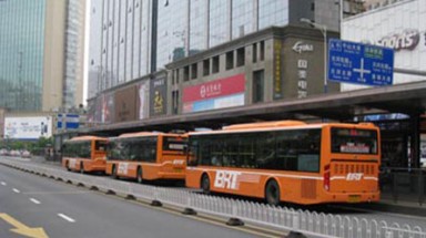 Xe buýt nhanh khối lượng lớn sẽ có mặt tại Hà Nội